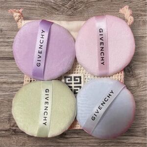 Givenchy Beauty Prisme Libre Macron Powder Puff Set With Pouch